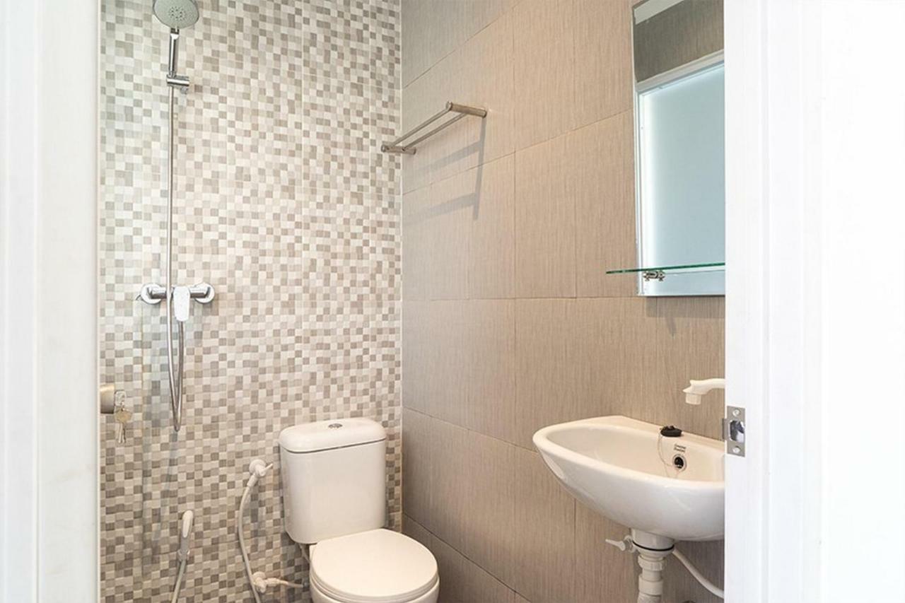 Reddoorz Near Seasons City Mall Джакарта Экстерьер фото